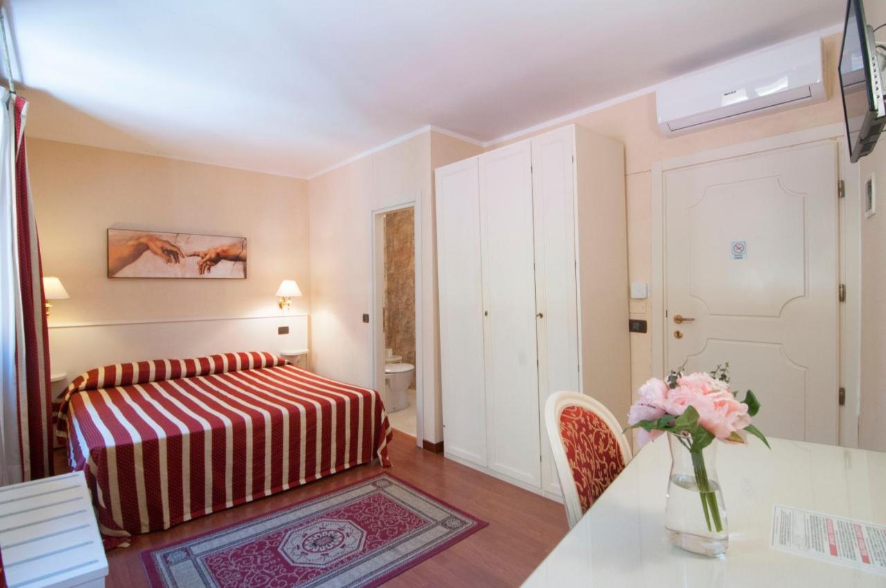 Venice Resorts Guest House Extérieur photo